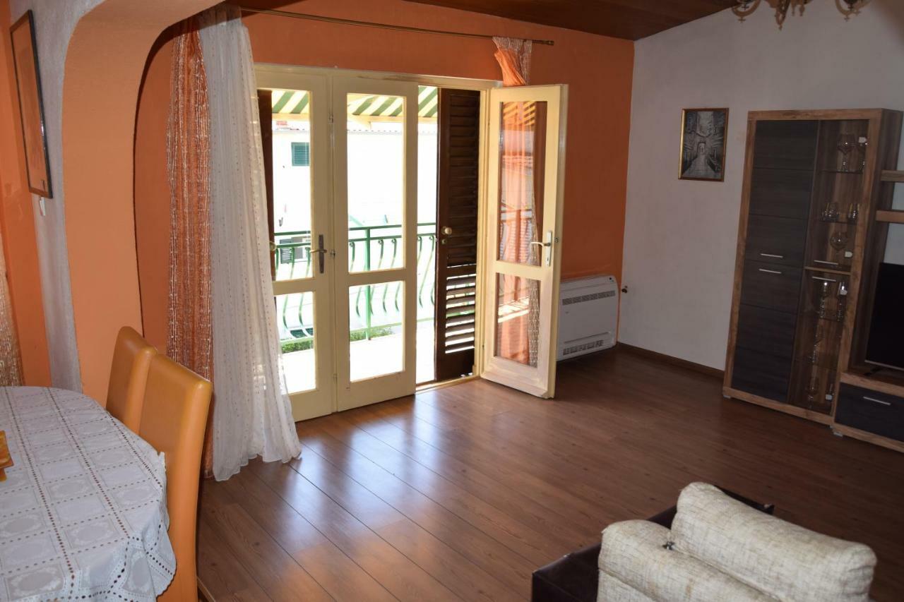 Apartman Linda 1 Baska Voda Exterior photo